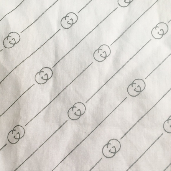 Gucci GG Logo Pocket Square - Picture 3 of 4